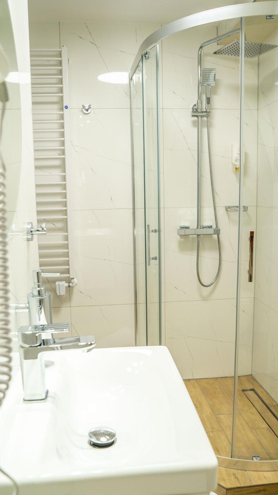 Hotel Alpin Щирк Экстерьер фото